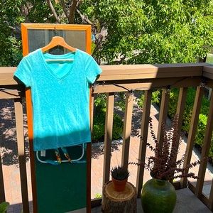 Mossimo Light Blue V Neck 💙 Size XS